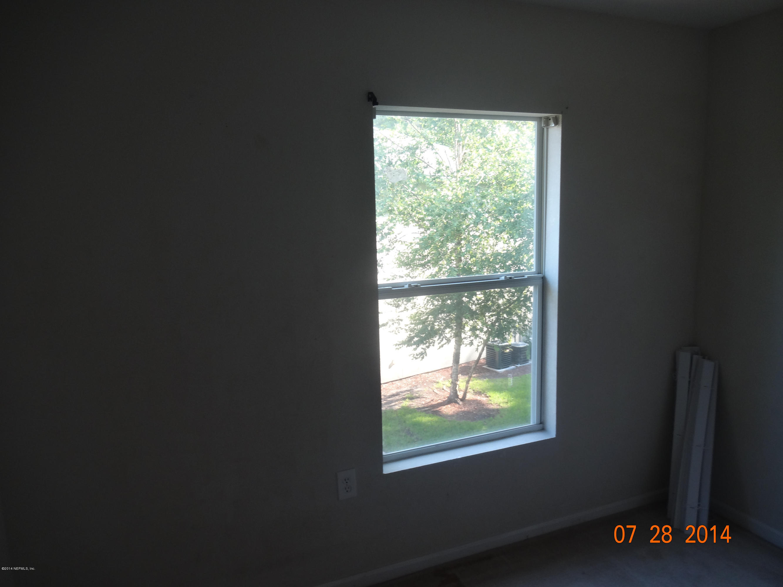 7920 Merrill Road, Unit 1815 Jacksonville, FL 32277 - Photo 8 of 17 DSC05381