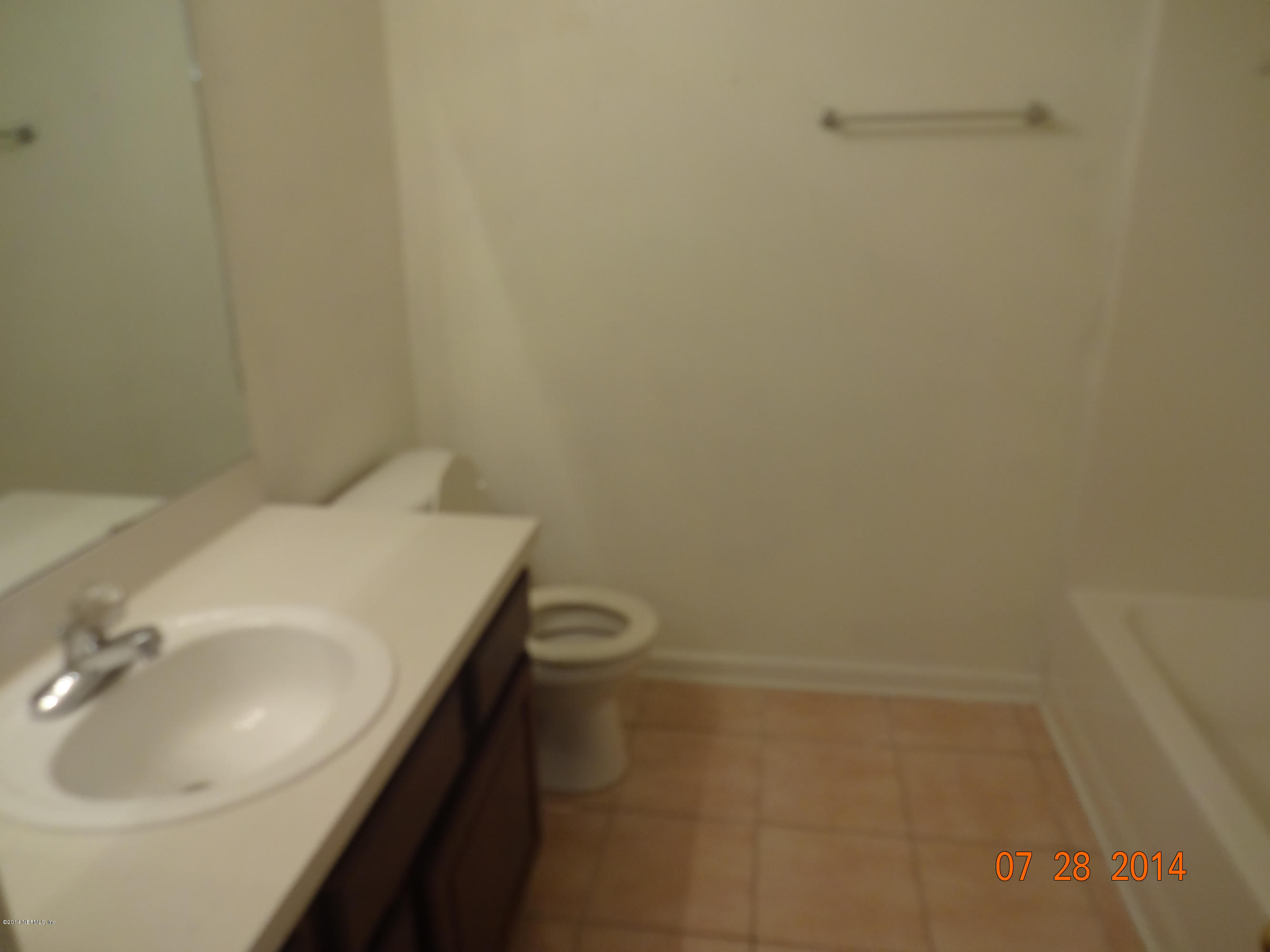 7920 Merrill Road, Unit 1815 Jacksonville, FL 32277 - Photo 10 of 17 DSC05383
