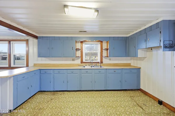 $165,000 | 215 Sunset Drive, Hertford, NC 27944