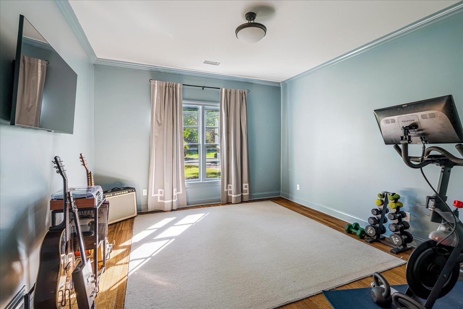 3682 Oakley Avenue Memphis, TN 38111 - Photo 23 of 34 a bedroom with furniture and a window