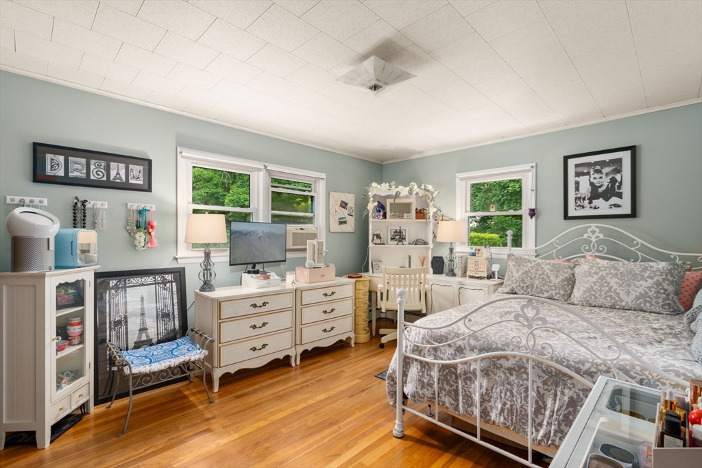 12 Ruby Road Saugus, MA 01906 - Photo 16 of 42