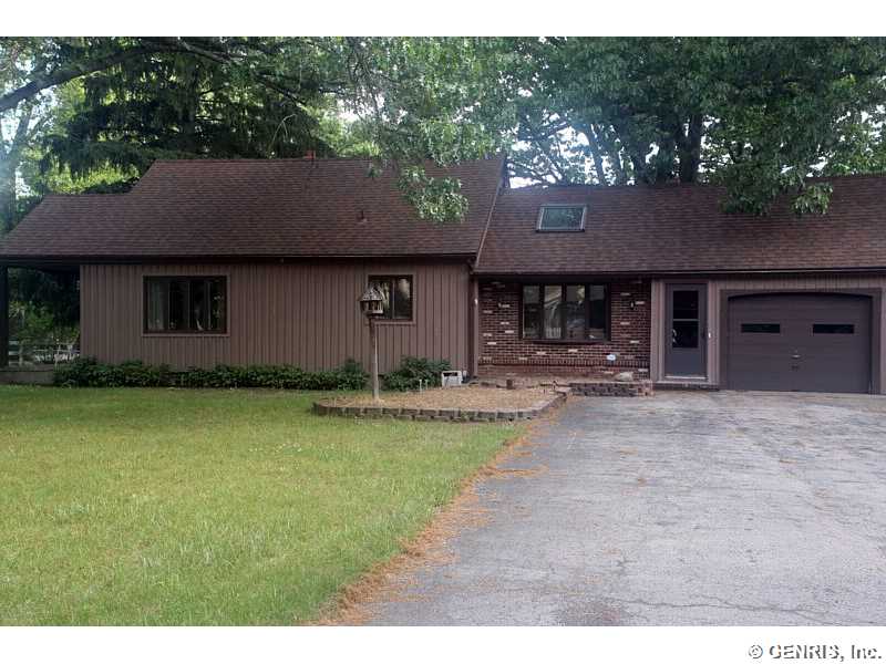 796 Dewitt Road Webster, NY 14580 - Photo 1 of 1 Exterior Front.