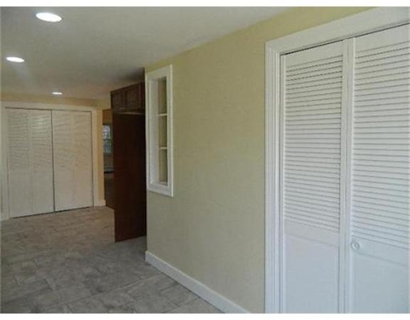 37 Arnold Road Sturbridge, MA 01518 - Photo 16 of 21 a view of hallway with a elevator