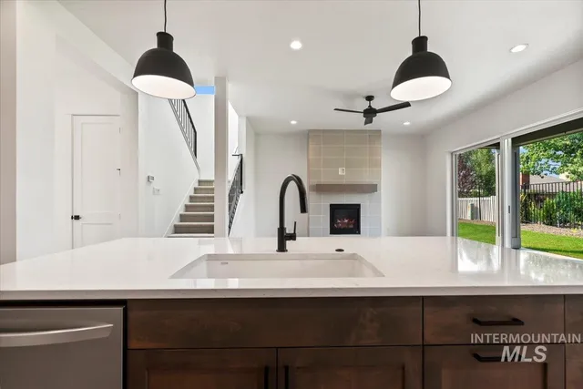 $724,900 | 453 North Hiltonhead Way, Eagle, ID 83616