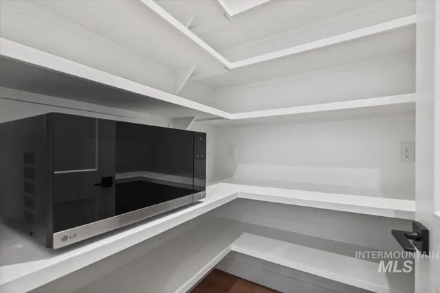 $724,900 | 453 North Hiltonhead Way, Eagle, ID 83616