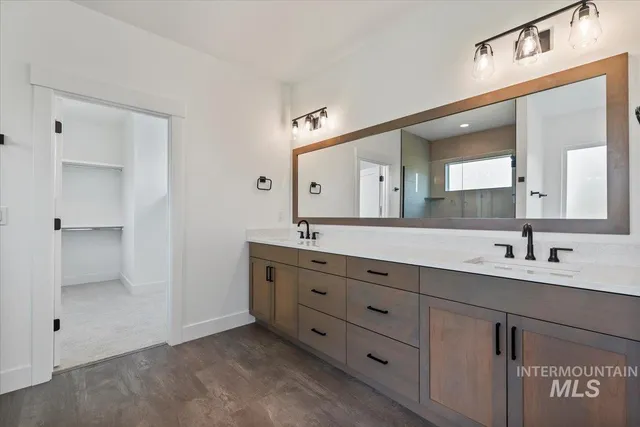 $724,900 | 453 North Hiltonhead Way, Eagle, ID 83616