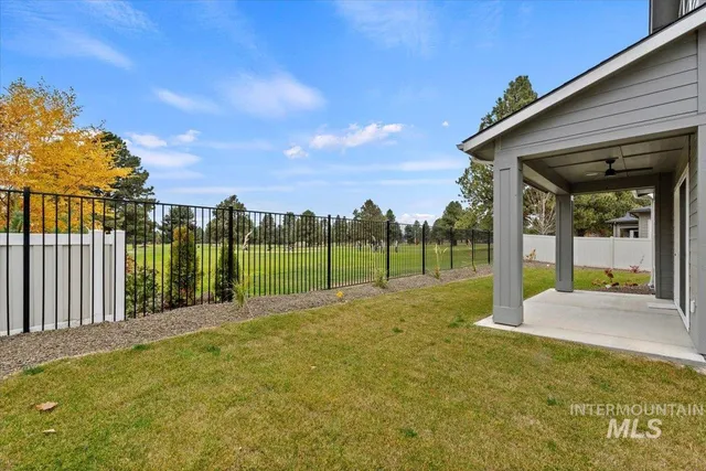 $724,900 | 453 North Hiltonhead Way, Eagle, ID 83616