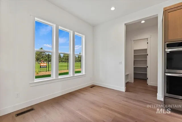 $724,900 | 453 North Hiltonhead Way, Eagle, ID 83616