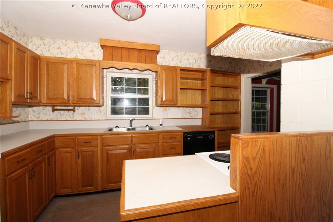 1242 Price Ridge Road Gandeeville, WV 25243 - Photo 4 of 17 Gallery Image 4