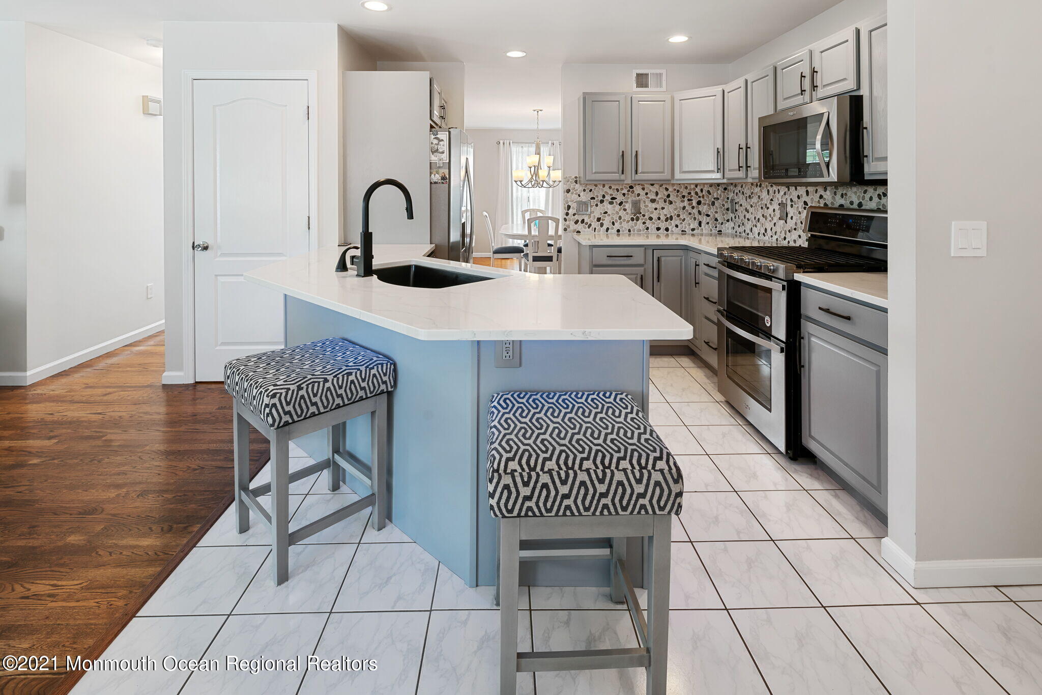 132 Swordfish Road Manahawkin, NJ 08050 - Photo 14 of 90 065-original-photo