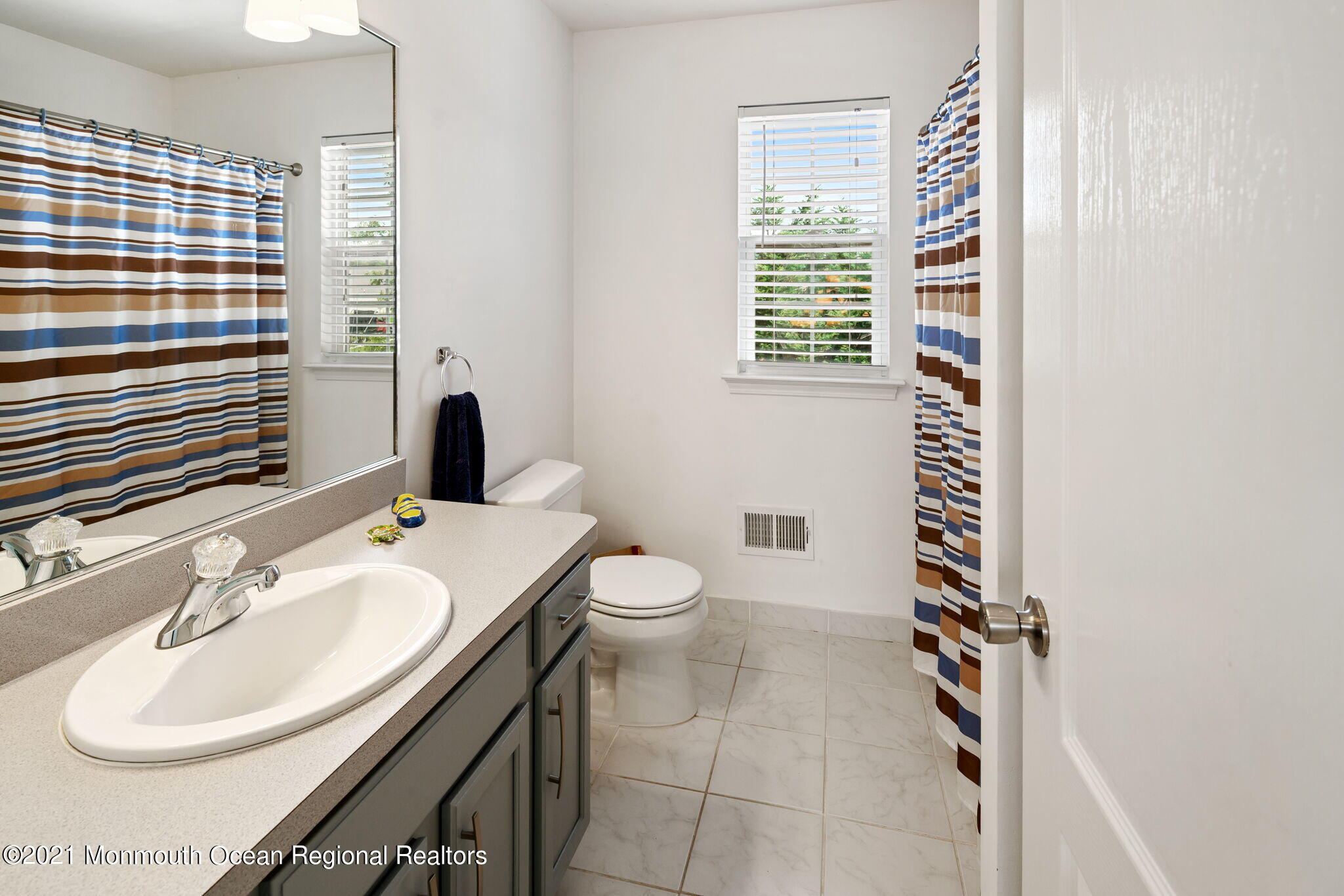 132 Swordfish Road Manahawkin, NJ 08050 - Photo 44 of 90 076-original-photo