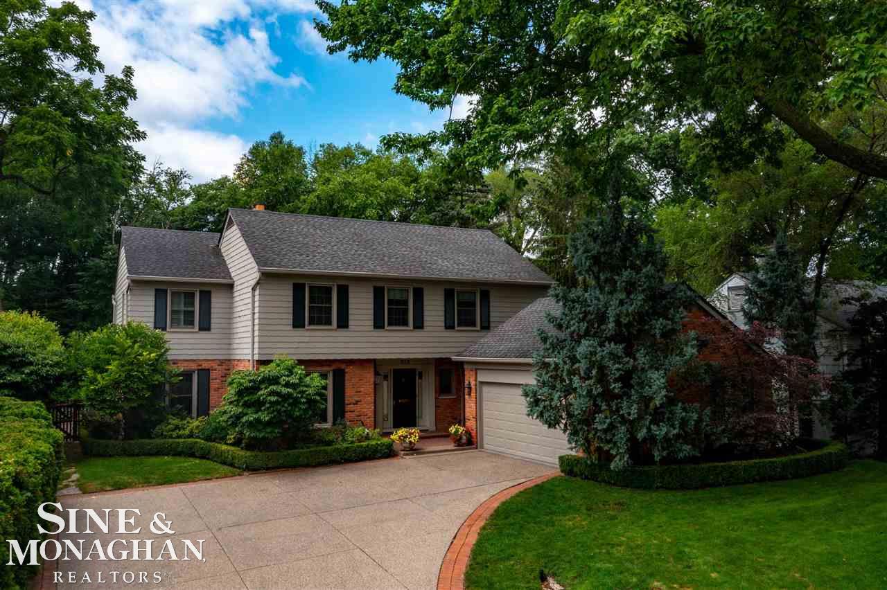 233 Merriweather Road Grosse Pointe, MI 48236 - Photo 72 of 79 50081859-71.JPG