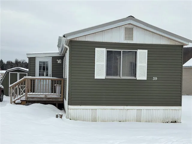 $69,900 | 39 Leisure Village Road, Delhi, NY 13753