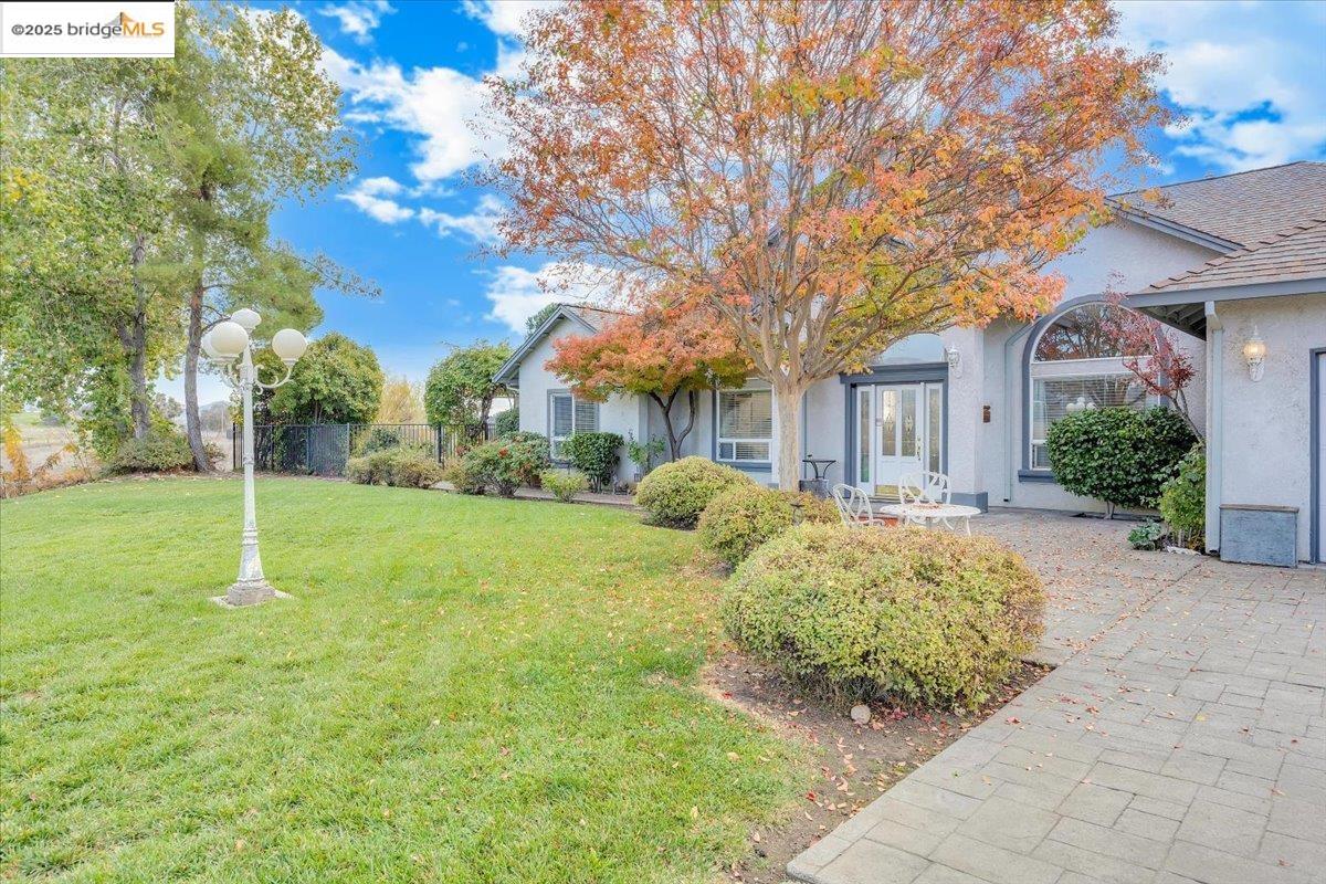 10200 Bell Mooney Road Jamestown, CA 95327 - Photo 52 of 60 View of yard