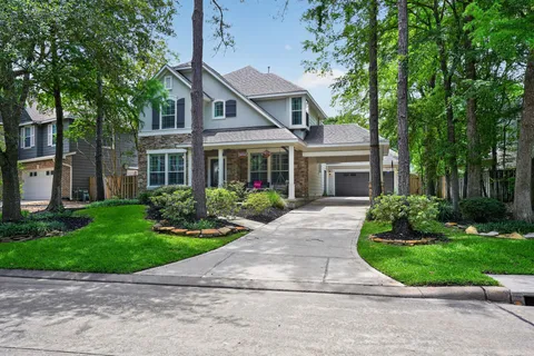 $750,000 | 42 South Crisp Morning Circle, The Woodlands, TX 77382