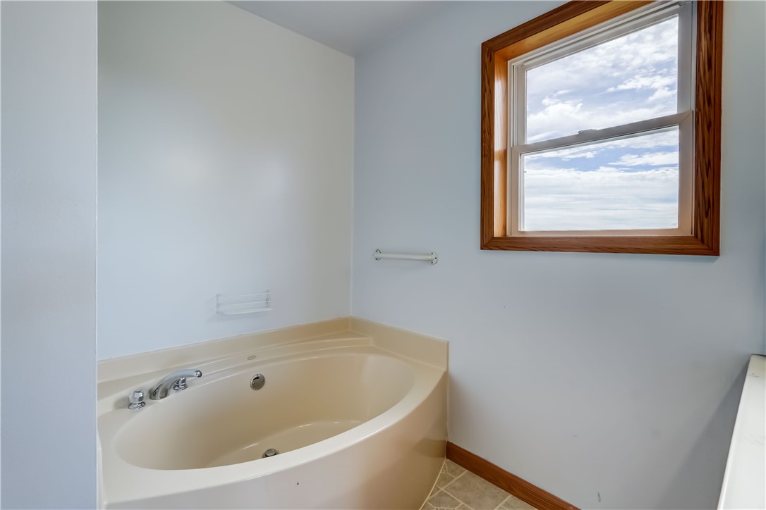 1228 Fitzpatrick Road Springport, NY 13021 - Photo 19 of 44