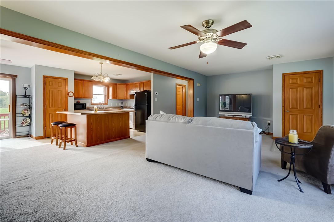 1228 Fitzpatrick Road Springport, NY 13021 - Photo 8 of 44