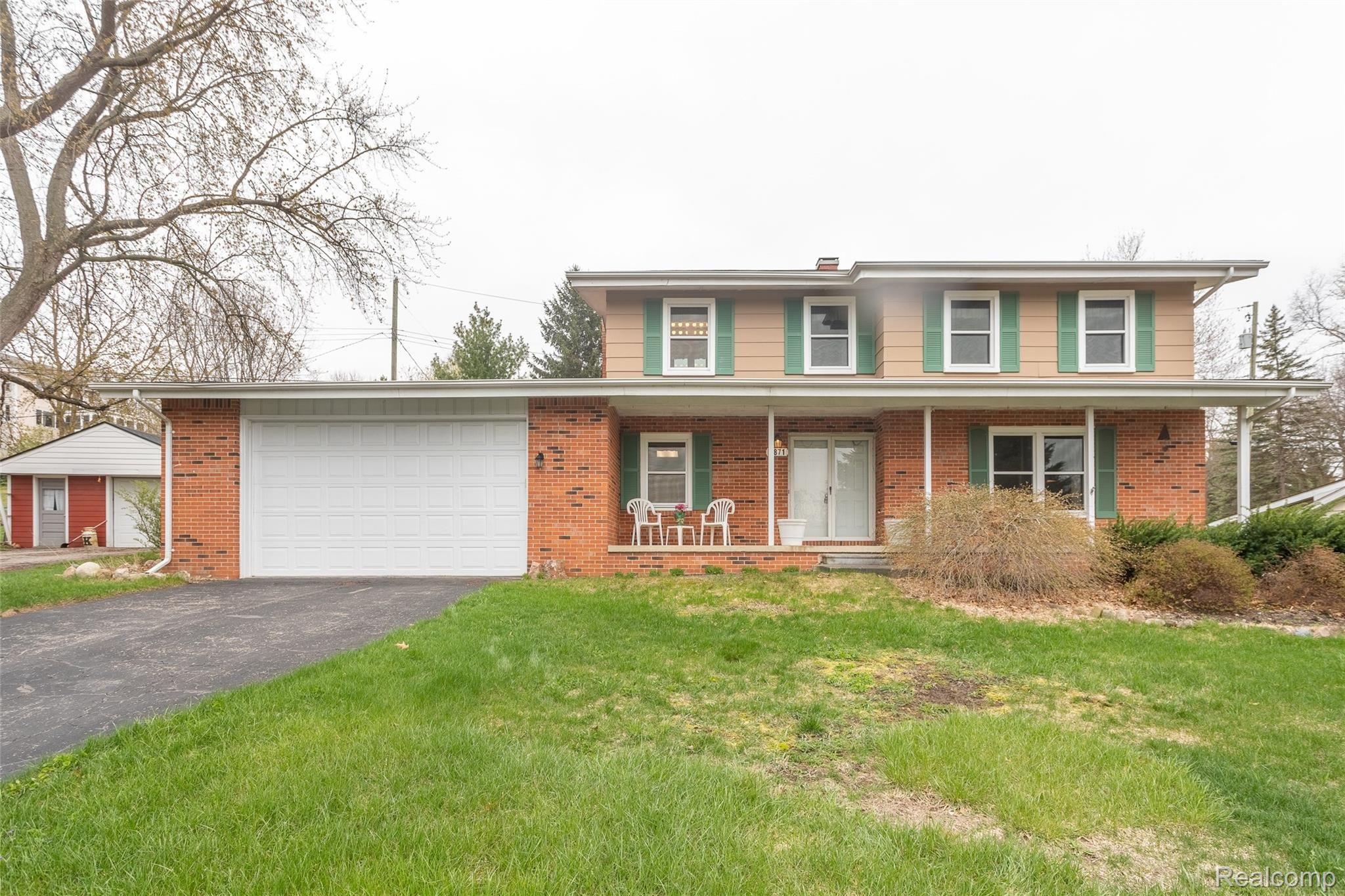 4871 Clarkston Road Clarkston, MI 48348 - Photo 1 of 22 Clarkston-29.jpg