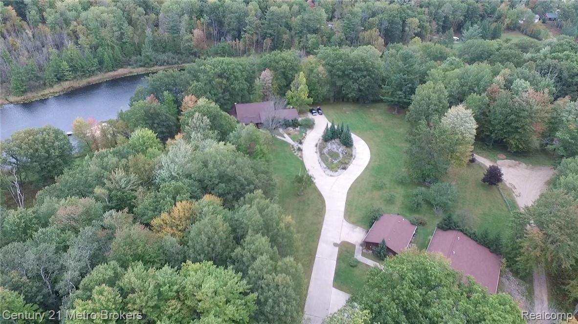 5902 Greenwood Road Gladwin, MI 48624 - Photo 62 of 73 fullsizeoutput_462.jpeg