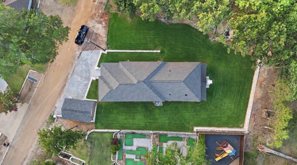 2150 Lakeview Mabank, TX 75156 - Photo 35 of 36 an aerial view of a house having yard