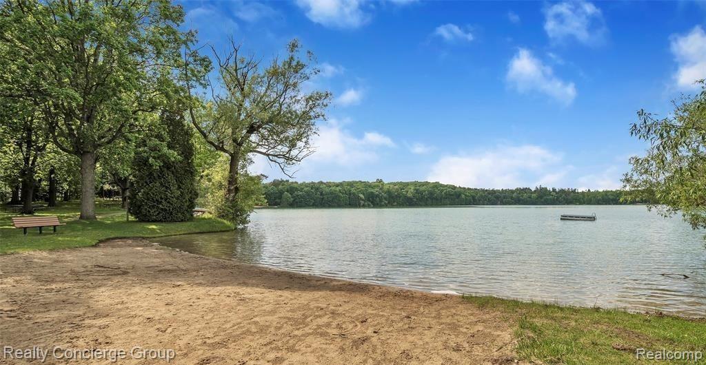 2602 North Tipsico Lake Road Hartland, MI 48353 - Photo 37 of 43 Dunahm beach 2.jpg