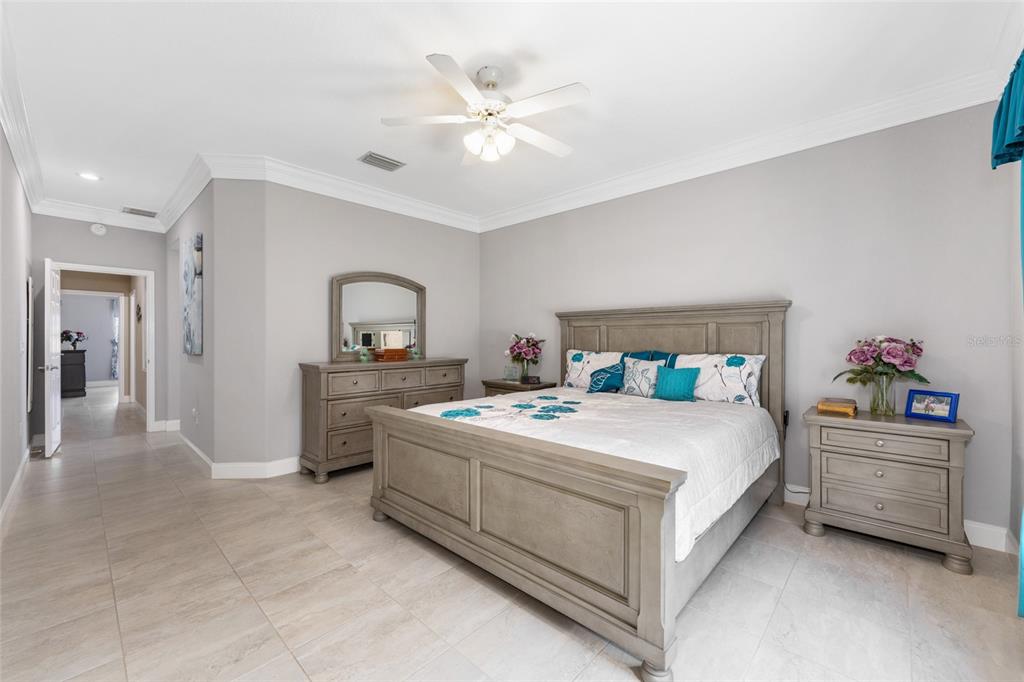 9573 Southeast 124th Loop Summerfield, FL 34491 - Photo 17 of 66