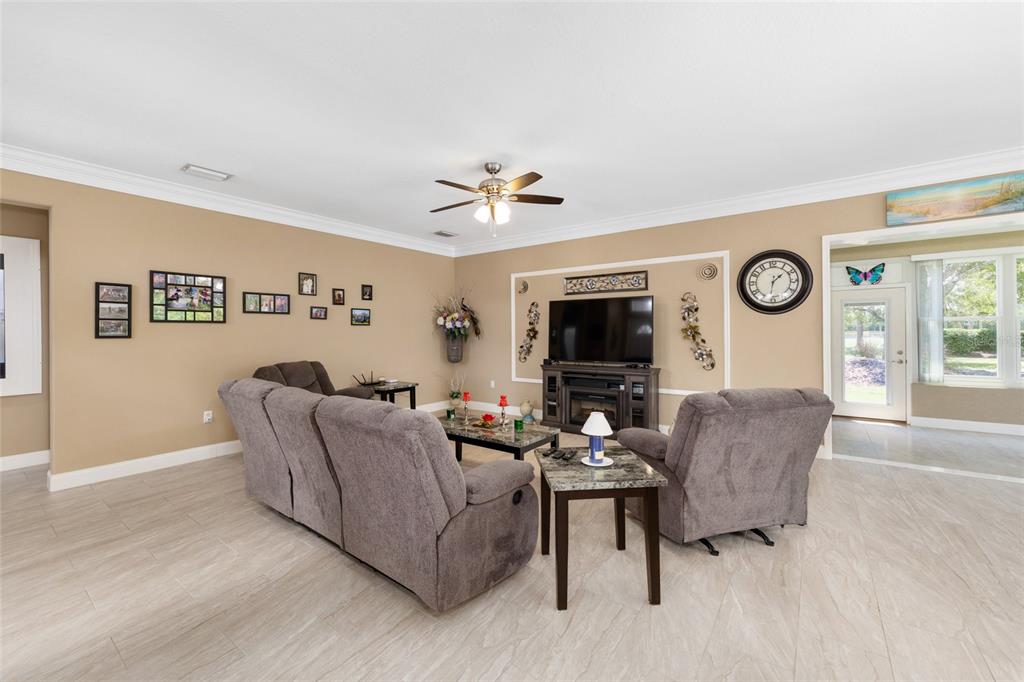 9573 Southeast 124th Loop Summerfield, FL 34491 - Photo 7 of 66