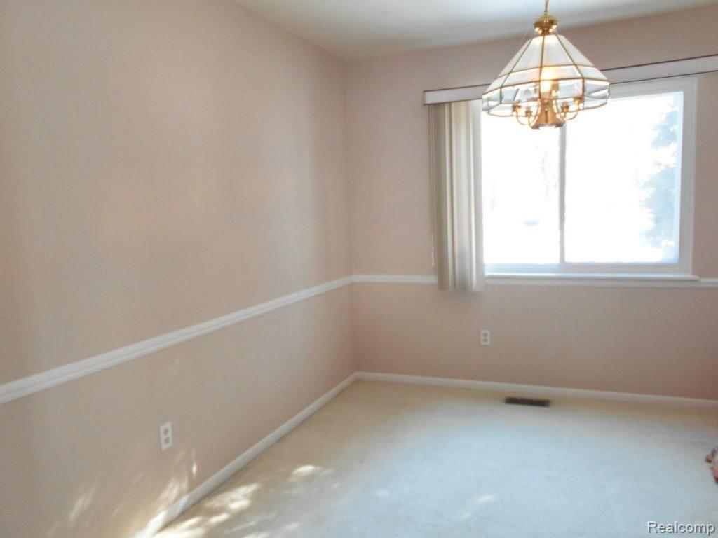 679 Rutgers Road Rochester Hills, MI 48309 - Photo 10 of 24