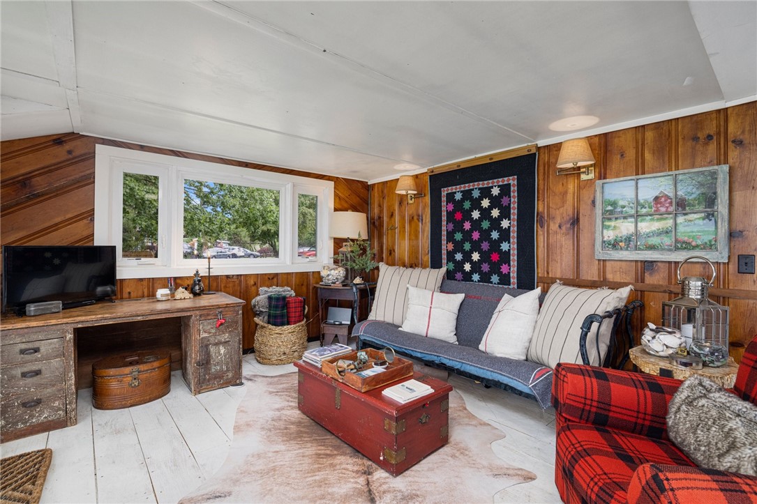 7 Lane 1 Warwick, RI 02888 - Photo 10 of 42