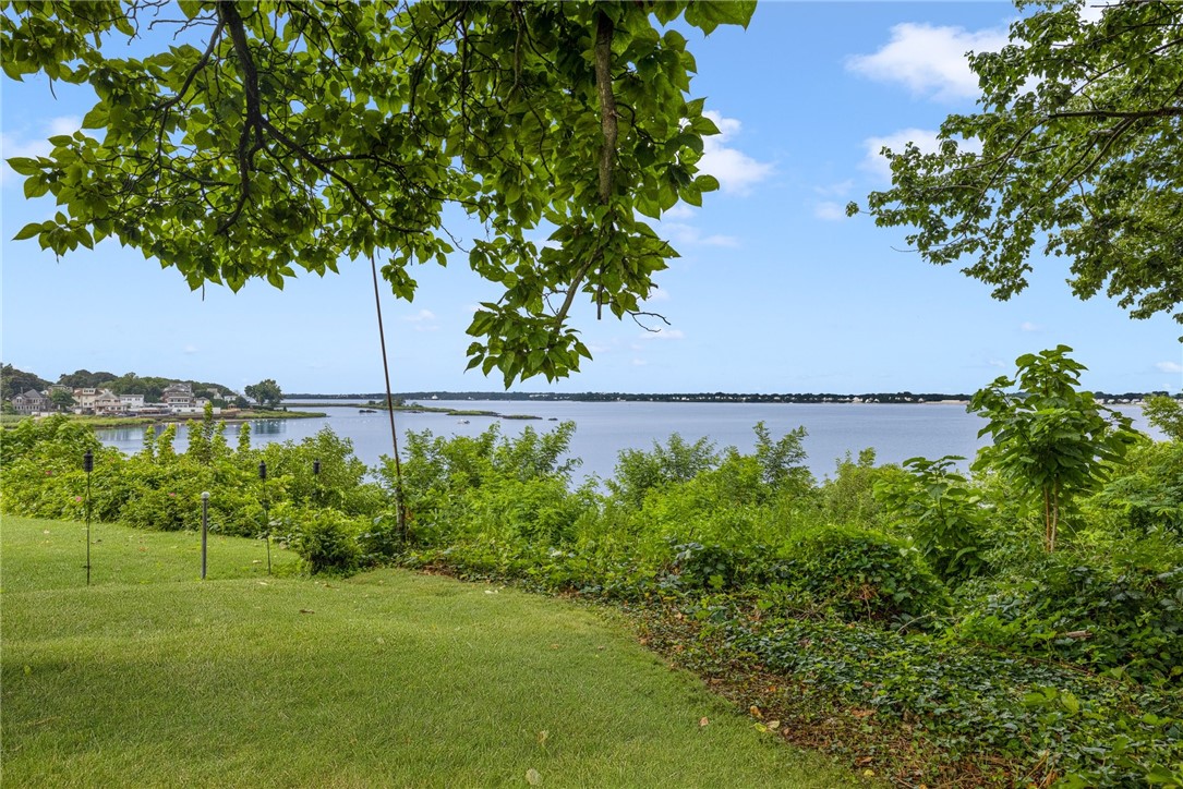 7 Lane 1 Warwick, RI 02888 - Photo 24 of 42