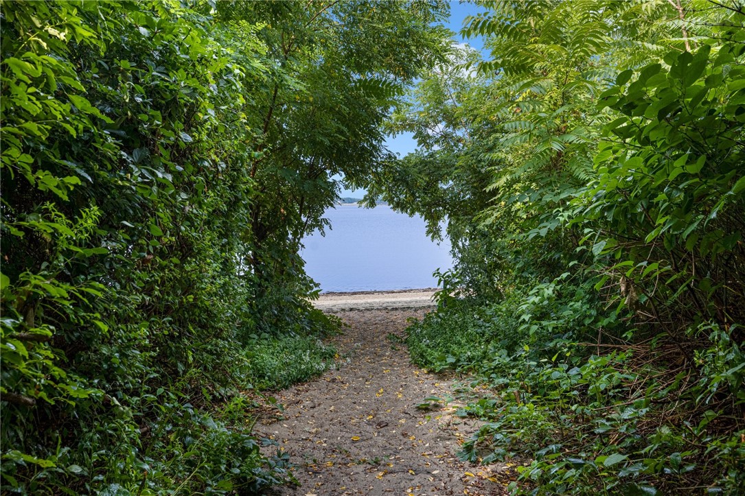 7 Lane 1 Warwick, RI 02888 - Photo 30 of 42