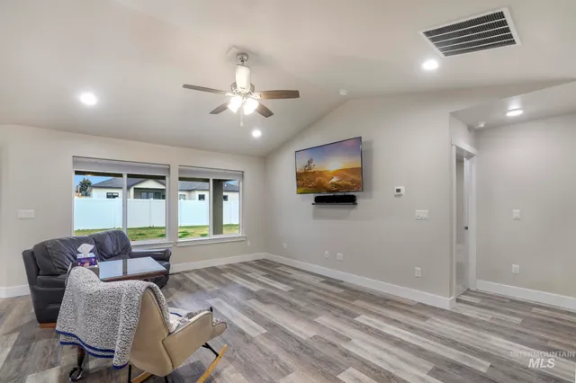 $419,500 | 840 Cottonridge Way, Kimberly, ID 83341