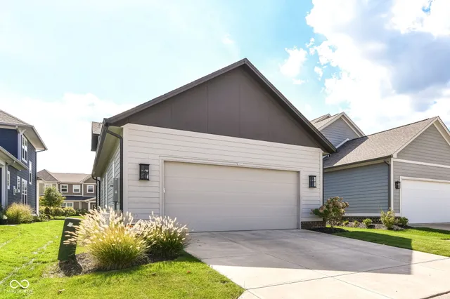 $599,999 | 1512 Evenstar Boulevard, Carmel, IN 46280