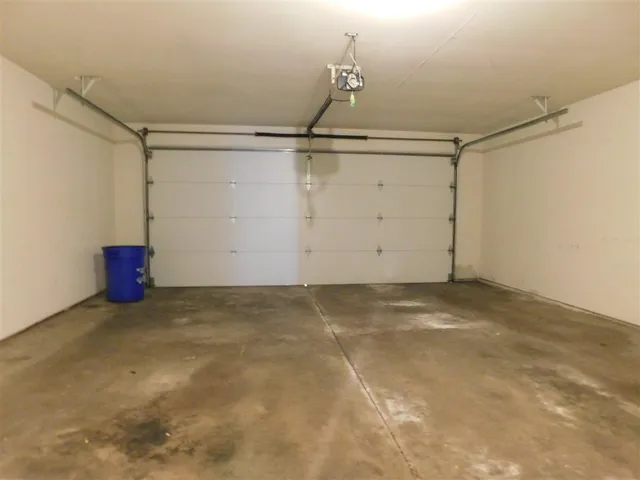 $1,500 | 773 Tulip Lane, Rockford, IL 61107