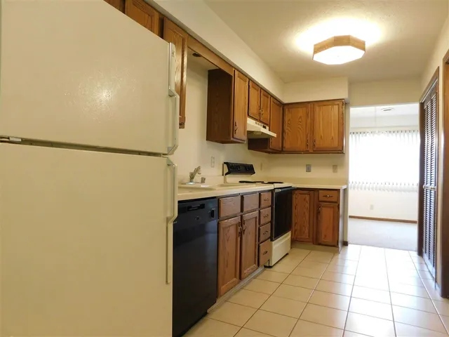 $1,500 | 773 Tulip Lane, Rockford, IL 61107