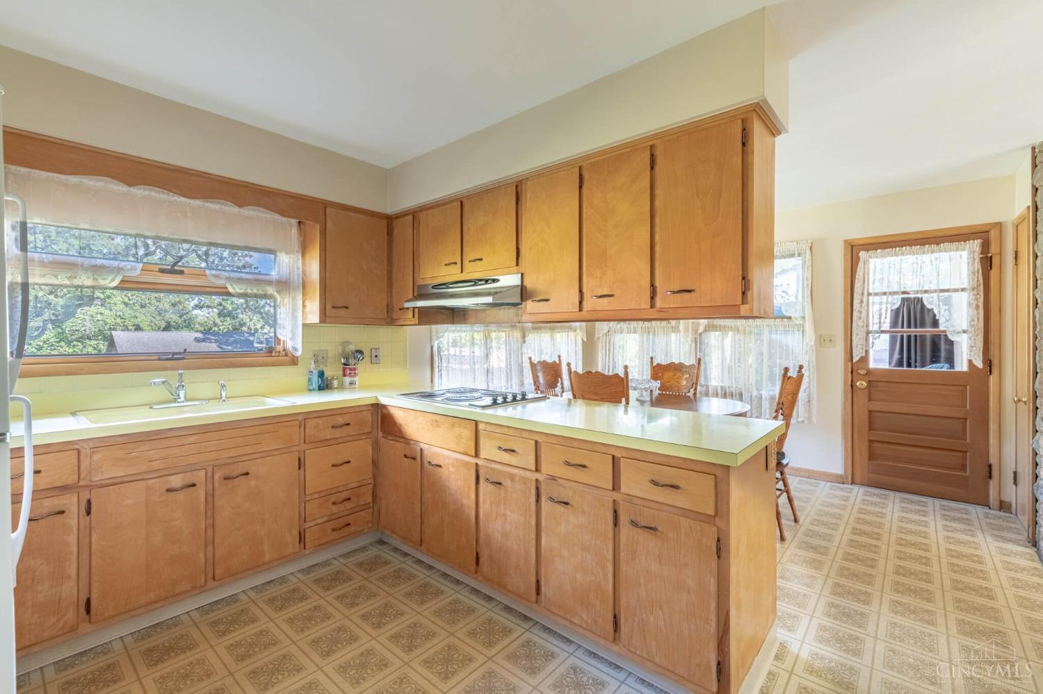 6078 Hamilton Middletown Road Monroe, OH 45044 - Photo 8 of 29 Gallery Image 8