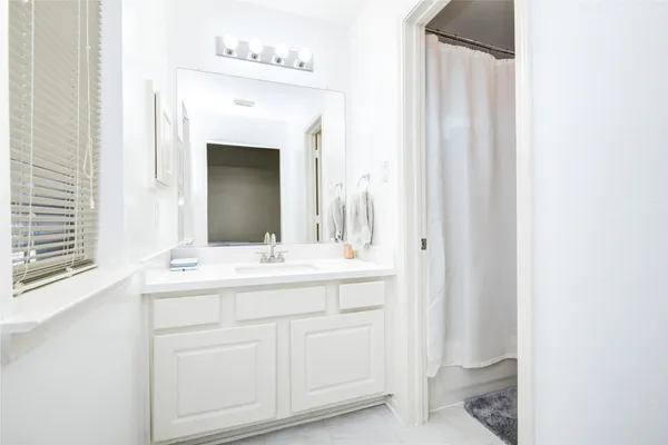 $3,350 | 14411 Chartley Falls Drive, Houston, TX 77044