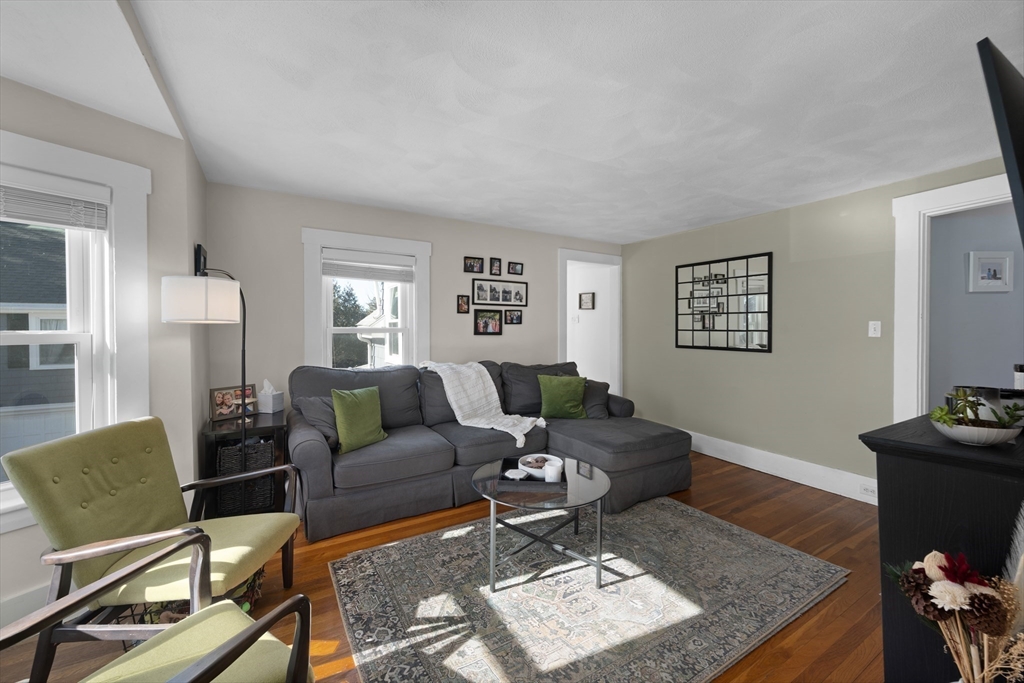 58 Mishawum Road, Unit 2 Woburn, MA 01801 - Photo 6 of 14 Gallery Image 6