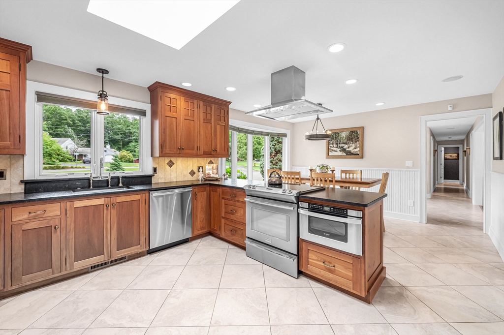 10 Prynne Ridge Road Longmeadow, MA 01106 - Photo 21 of 42
