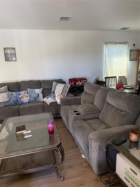 1445 Sterling Way Ferris, TX 75125 - Photo 3 of 9