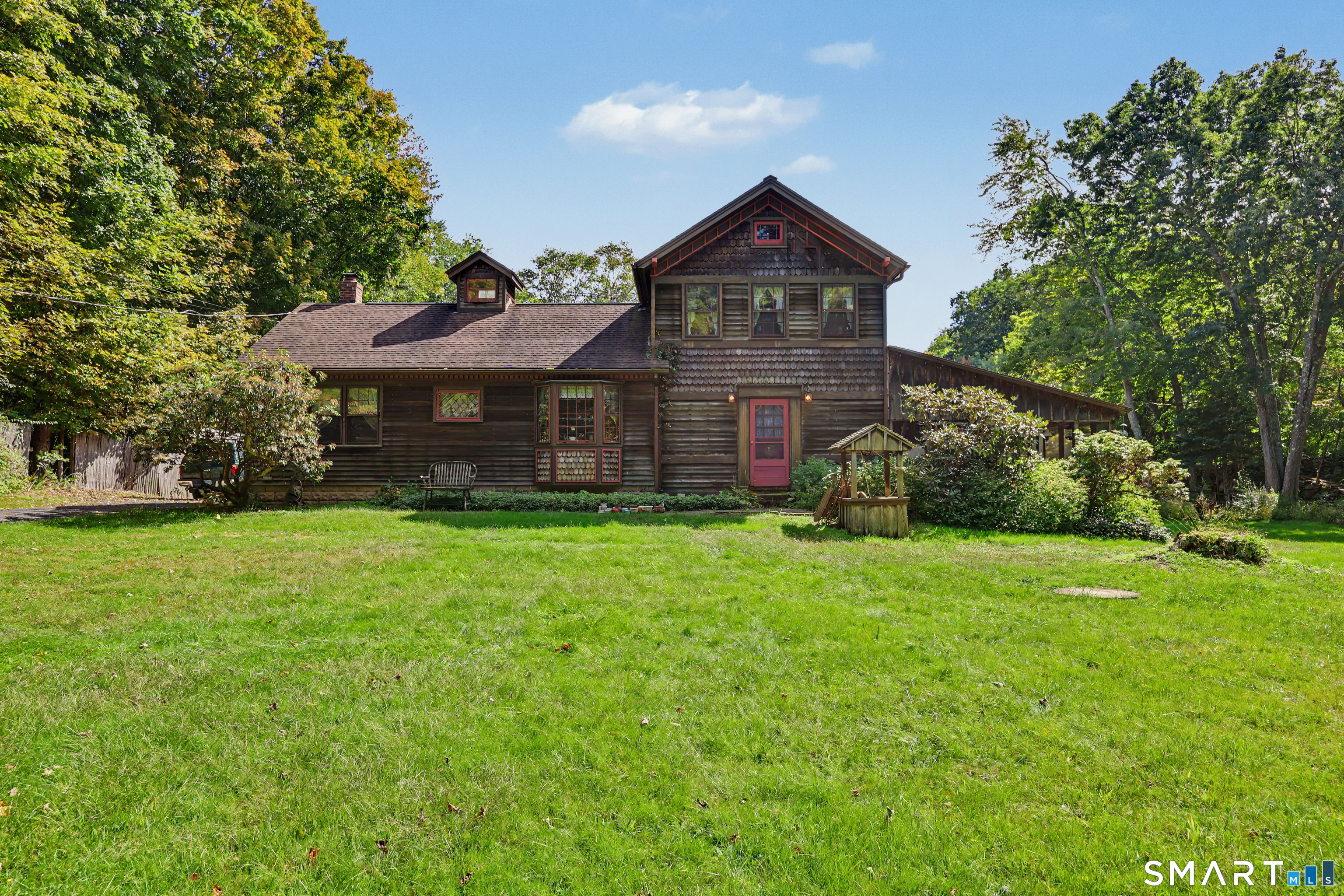 393 Center Road Easton, CT 06612 - Photo 2 of 34 Gallery Image 2