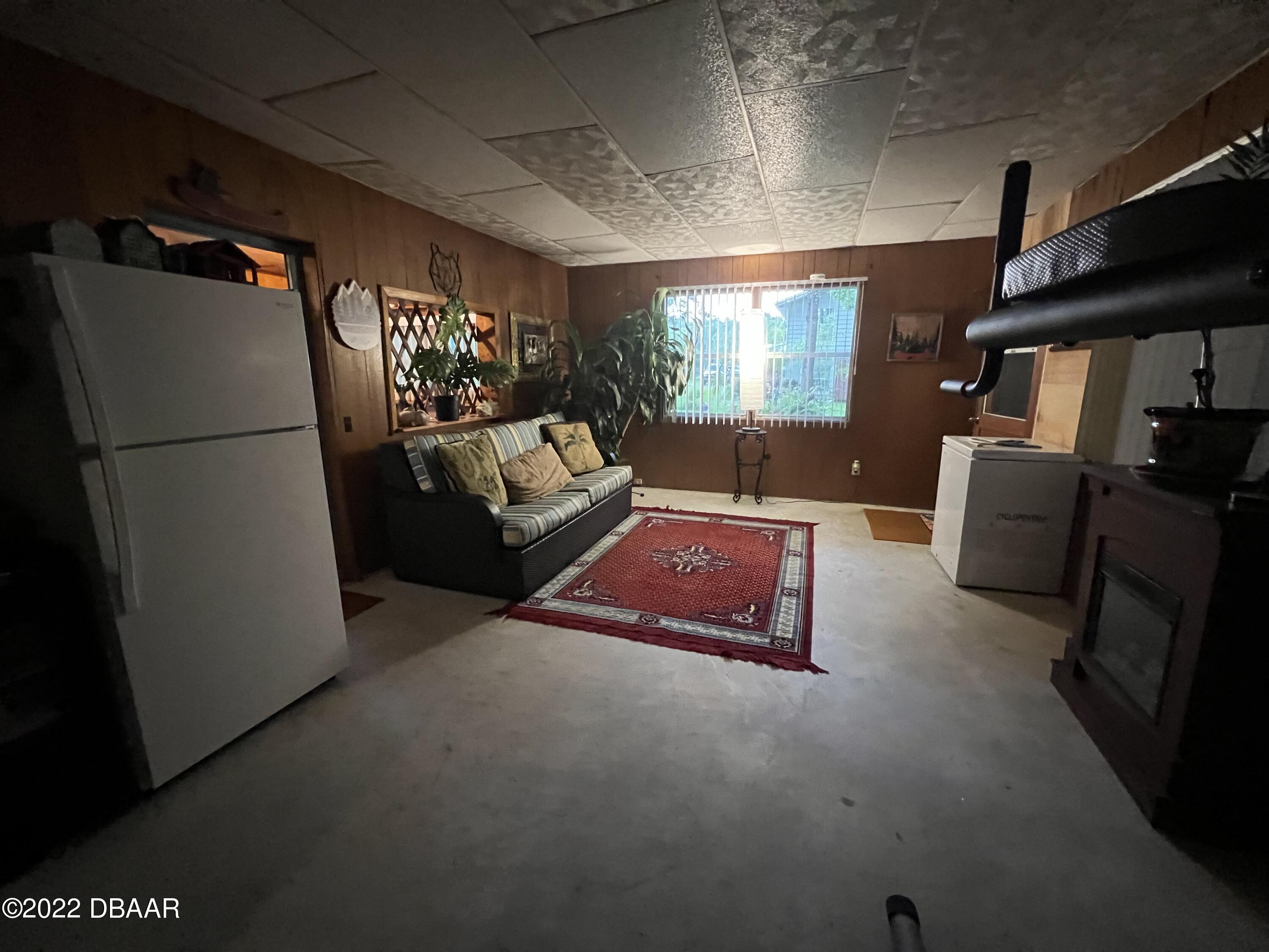 56319 Maple Road Astor, FL 32102 - Photo 8 of 23 IMG_2794