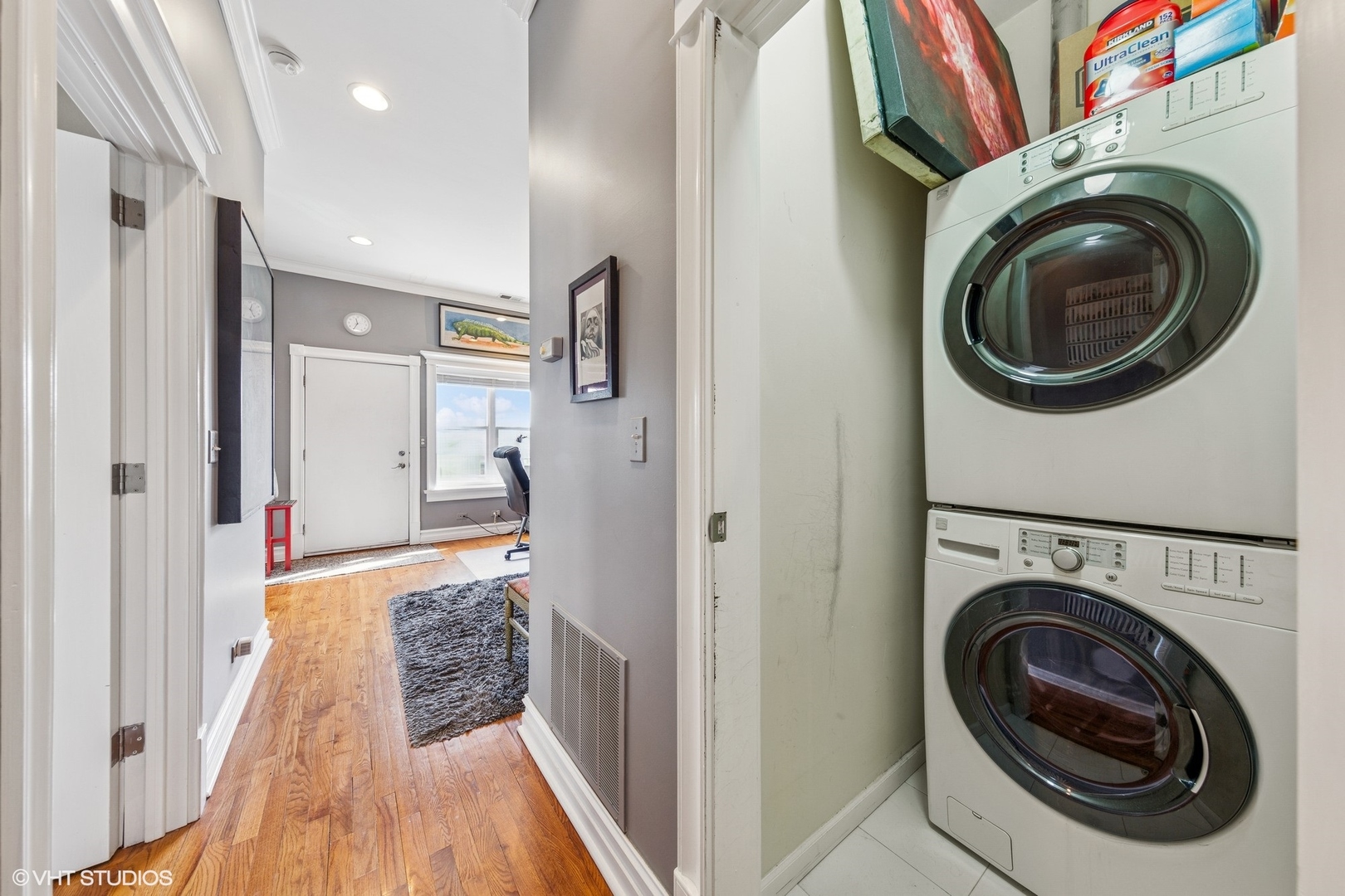 2451 South Western Avenue, Unit 3N Chicago, IL 60608 - Photo 14 of 16