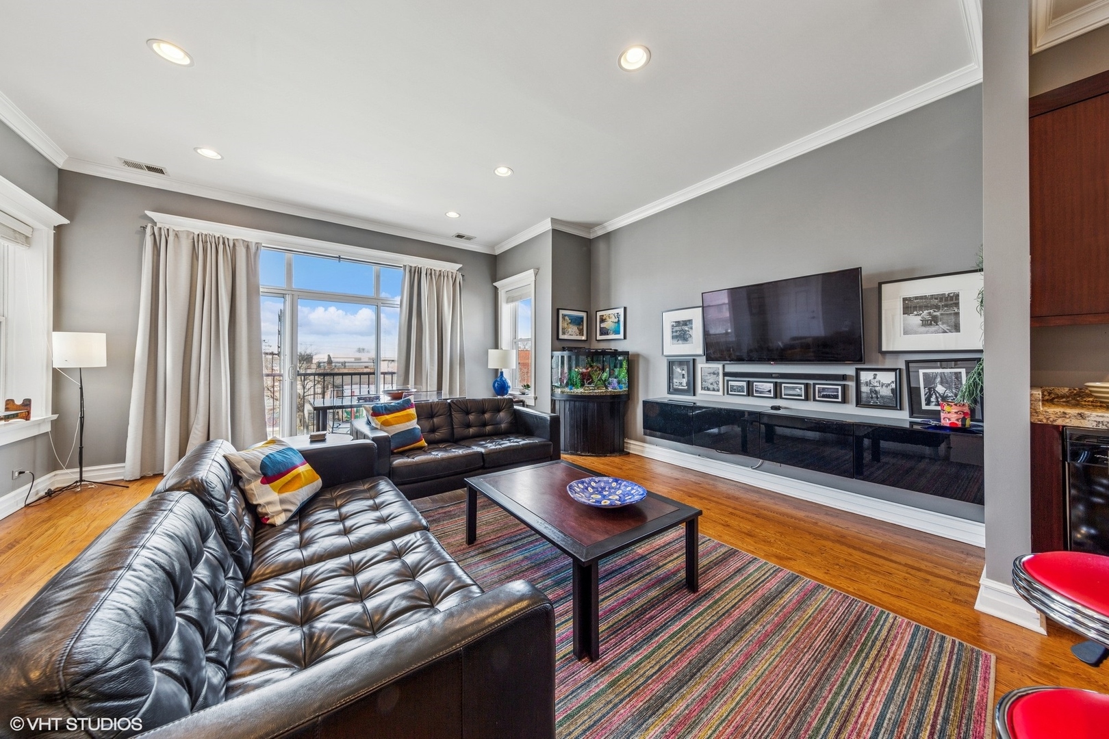 2451 South Western Avenue, Unit 3N Chicago, IL 60608 - Photo 2 of 16