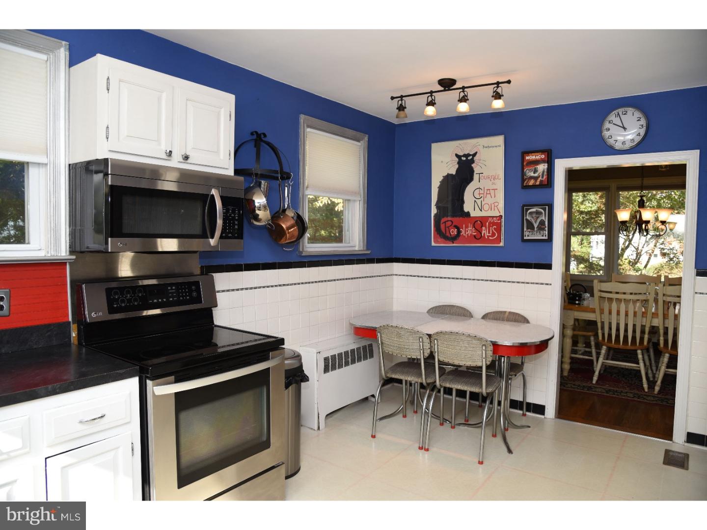 423 New Road Southampton, PA 18966 - Photo 3 of 24 Gallery Image 3