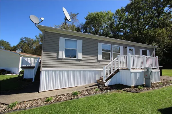 $70,000 | 122 Eagle Pointe Drive, New Eagle, PA 15067