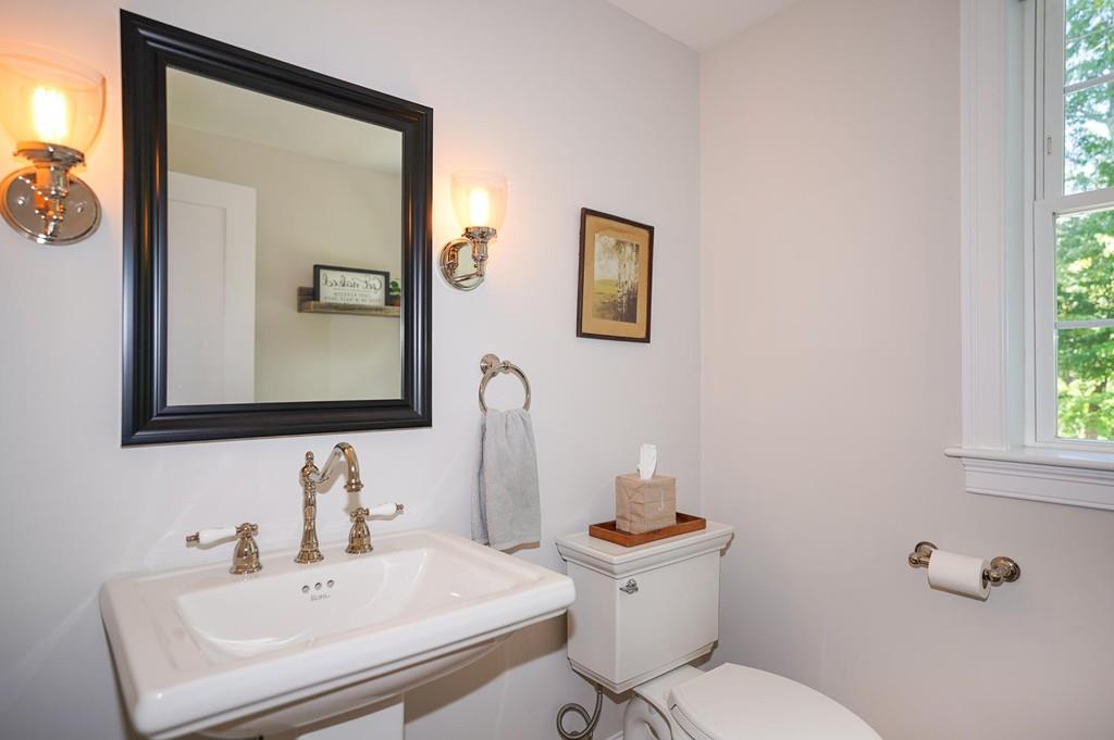 180 Gates Pond Road Berlin, MA 01503 - Photo 17 of 42