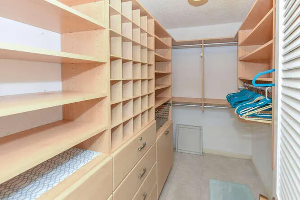 $4,800 | 300 John F Kennedy Drive, Unit 208, Atlantis, FL 33462