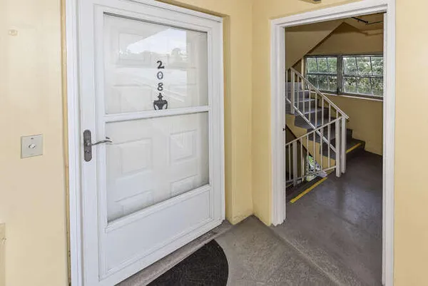 $4,800 | 300 John F Kennedy Drive, Unit 208, Atlantis, FL 33462
