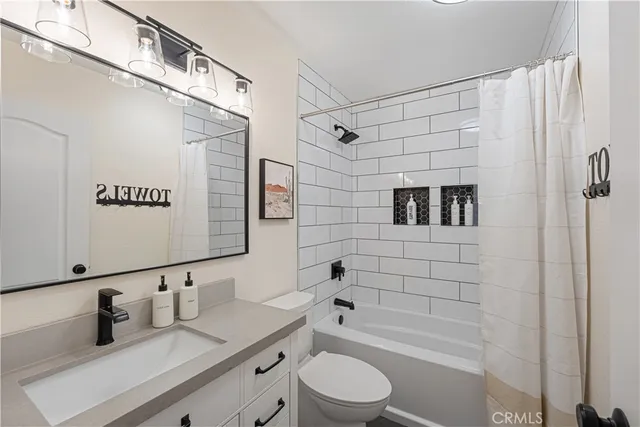 $825,000 | 47705 Tulip Place, Indio, CA 92201